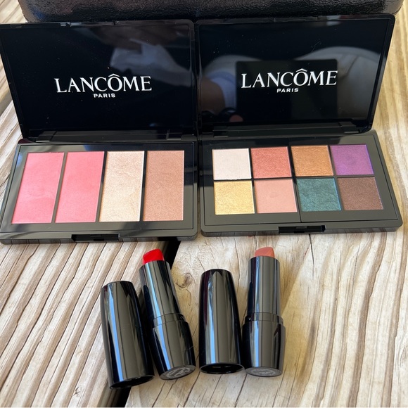 Lancome eyeshadow and blush palettes with 2 lipsticks - Picture 1 of 7